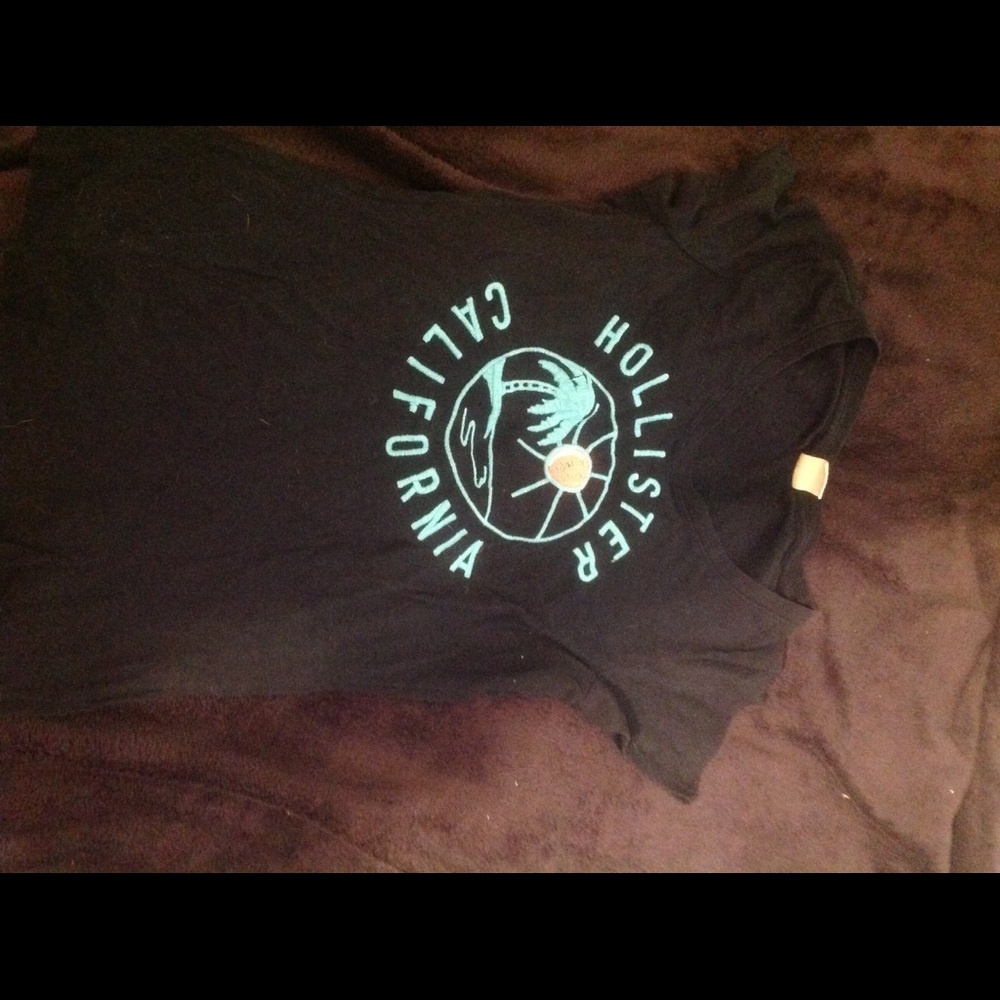 Navy blue Hollister shirt size small